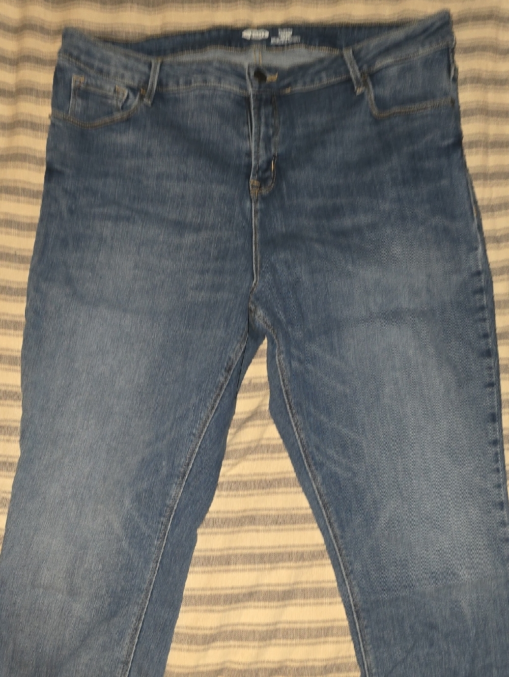 Old Navy Women's Skinny Jeans in Blue